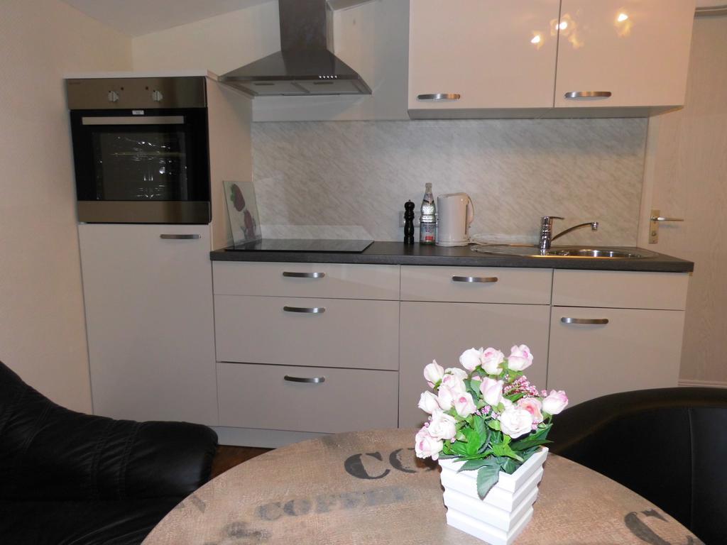 Aparthotel Guzulka & Restaurant Βερολίνο Εξωτερικό φωτογραφία