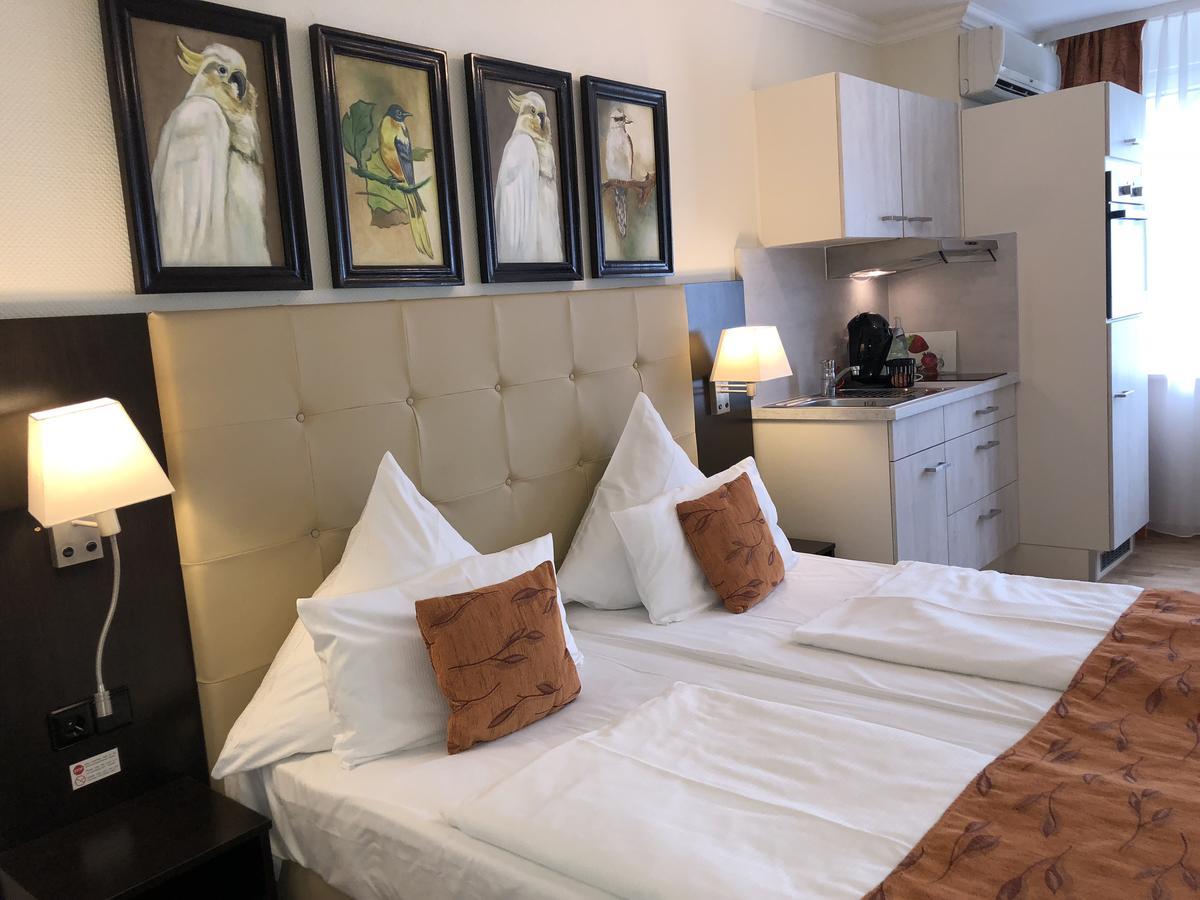 Aparthotel Guzulka & Restaurant Βερολίνο Εξωτερικό φωτογραφία